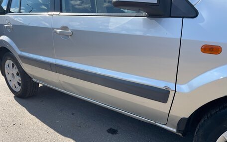Ford Fusion I, 2006 год, 450 000 рублей, 10 фотография