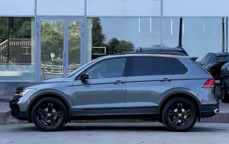Volkswagen Tiguan II, 2022 год, 3 390 000 рублей, 2 фотография