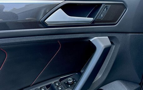 Volkswagen Tiguan II, 2022 год, 3 390 000 рублей, 29 фотография