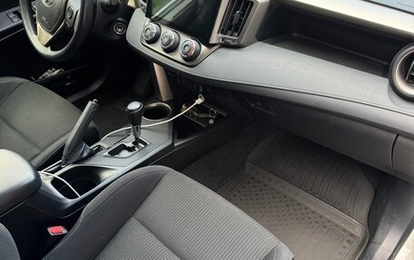 Toyota RAV4, 2014 год, 1 955 000 рублей, 9 фотография