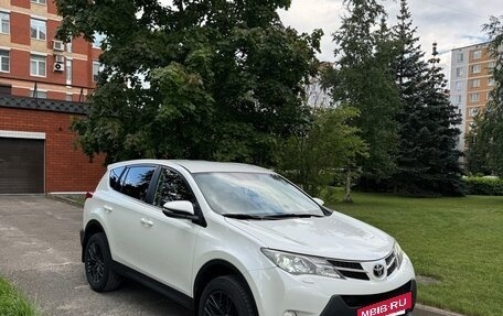 Toyota RAV4, 2014 год, 1 955 000 рублей, 8 фотография