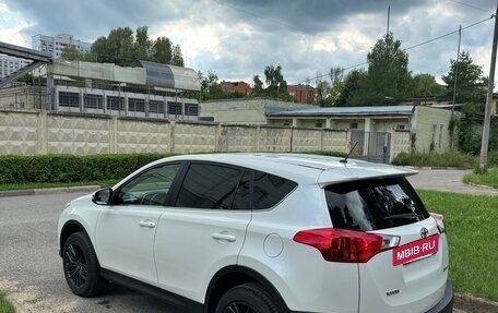 Toyota RAV4, 2014 год, 1 955 000 рублей, 4 фотография