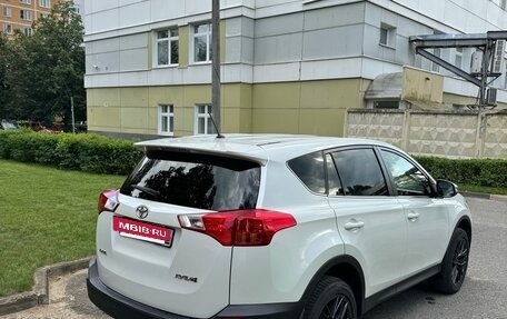 Toyota RAV4, 2014 год, 1 955 000 рублей, 6 фотография