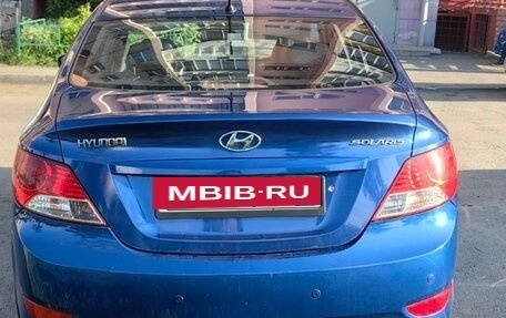 Hyundai Solaris II рестайлинг, 2011 год, 700 000 рублей, 8 фотография