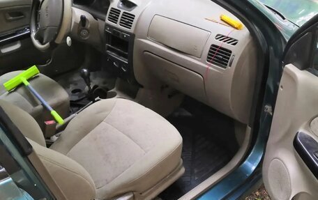 KIA Rio II, 2004 год, 150 000 рублей, 13 фотография