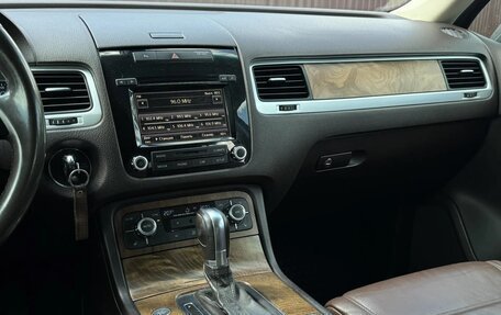 Volkswagen Touareg III, 2012 год, 1 799 777 рублей, 14 фотография