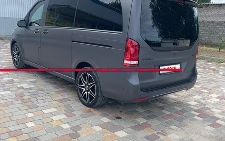 Mercedes-Benz V-Класс, 2019 год, 8 000 000 рублей, 4 фотография