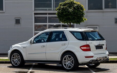 Mercedes-Benz M-Класс AMG, 2010 год, 2 355 000 рублей, 4 фотография