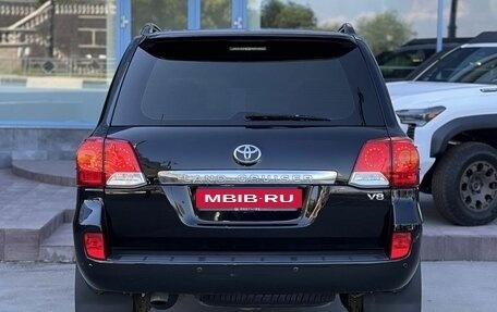 Toyota Land Cruiser 200, 2012 год, 4 090 000 рублей, 6 фотография