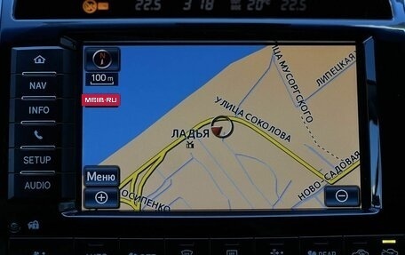 Toyota Land Cruiser 200, 2012 год, 4 090 000 рублей, 20 фотография