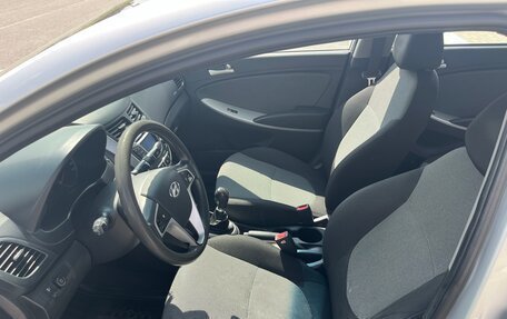 Hyundai Solaris II рестайлинг, 2014 год, 830 000 рублей, 7 фотография