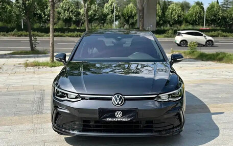 Volkswagen Golf VIII, 2023 год, 1 510 000 рублей, 2 фотография