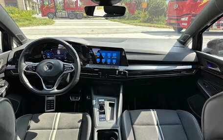 Volkswagen Golf VIII, 2023 год, 1 510 000 рублей, 7 фотография