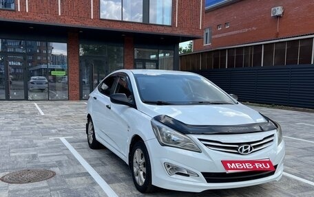 Hyundai Solaris II рестайлинг, 2015 год, 590 000 рублей, 8 фотография