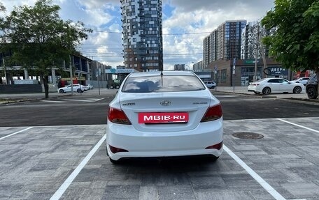 Hyundai Solaris II рестайлинг, 2015 год, 590 000 рублей, 5 фотография