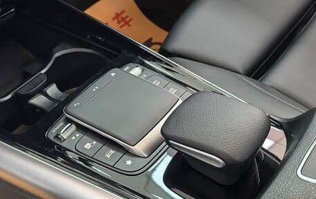 Mercedes-Benz GLA, 2022 год, 2 700 000 рублей, 10 фотография