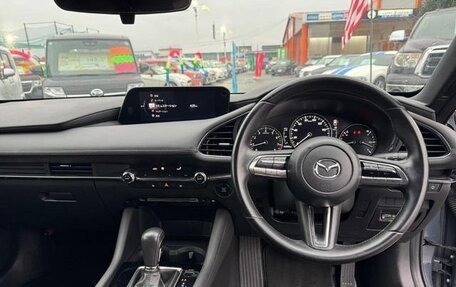 Mazda 3, 2022 год, 1 210 000 рублей, 8 фотография