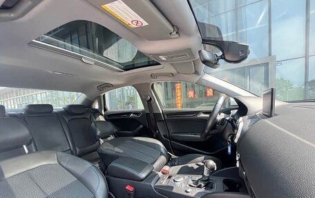 Audi A3, 2018 год, 1 200 000 рублей, 9 фотография