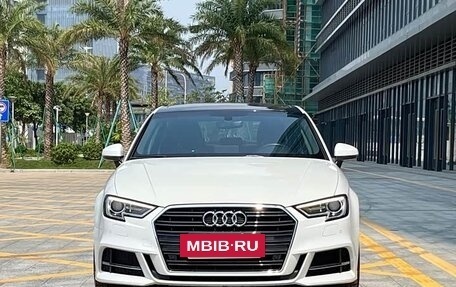 Audi A3, 2018 год, 1 200 000 рублей, 2 фотография
