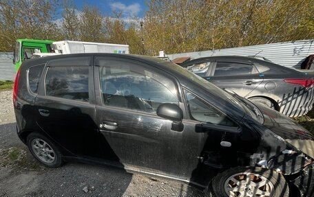 Mitsubishi Colt VI рестайлинг, 2002 год, 150 000 рублей, 2 фотография