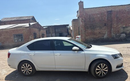 Skoda Octavia, 2019 год, 1 600 000 рублей, 4 фотография