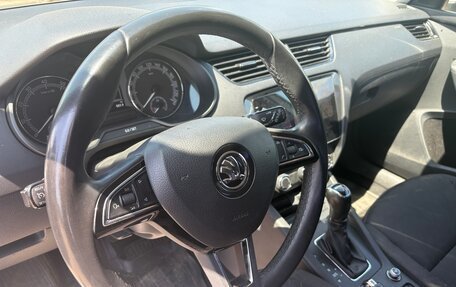 Skoda Octavia, 2019 год, 1 600 000 рублей, 8 фотография