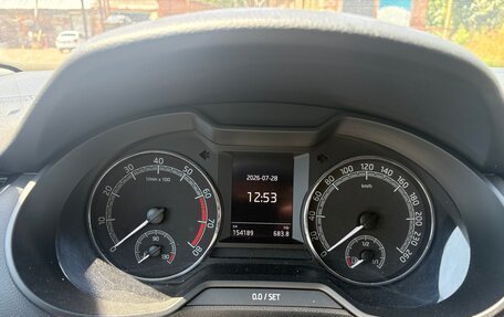 Skoda Octavia, 2019 год, 1 600 000 рублей, 9 фотография