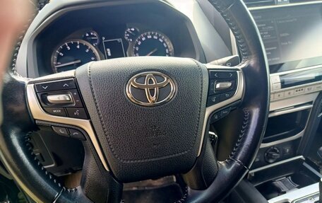 Toyota Land Cruiser Prado 150 рестайлинг 2, 2022 год, 6 200 000 рублей, 6 фотография