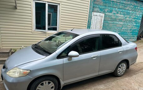Honda Fit Aria, 2005 год, 360 000 рублей, 2 фотография