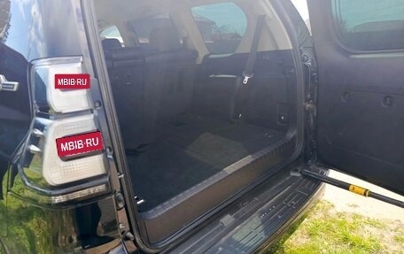 Toyota Land Cruiser Prado 150 рестайлинг 2, 2022 год, 6 200 000 рублей, 9 фотография