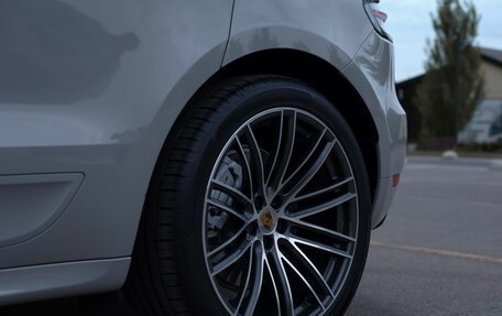 Porsche Macan I рестайлинг, 2021 год, 9 200 000 рублей, 2 фотография