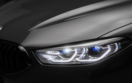 BMW 8 серия, 2021 год, 11 000 000 рублей, 15 фотография