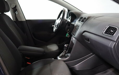 Volkswagen Polo VI (EU Market), 2013 год, 829 000 рублей, 11 фотография