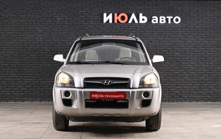 Hyundai Tucson III, 2008 год, 850 000 рублей, 2 фотография