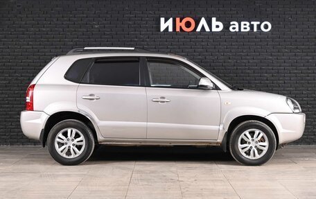 Hyundai Tucson III, 2008 год, 850 000 рублей, 7 фотография