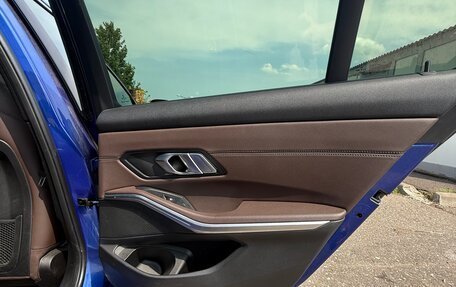 BMW 3 серия, 2020 год, 3 900 000 рублей, 8 фотография