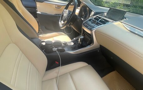 Lexus NX I, 2015 год, 2 450 000 рублей, 6 фотография