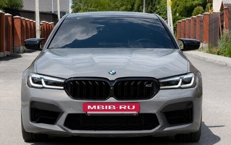 BMW 5 серия, 2019 год, 4 600 000 рублей, 2 фотография