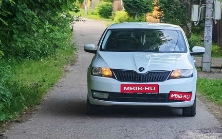 Skoda Rapid I, 2014 год, 950 000 рублей, 4 фотография