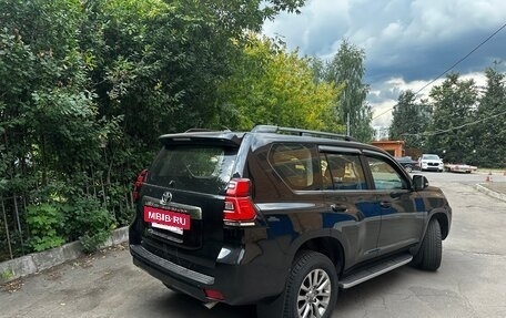 Toyota Land Cruiser Prado 150 рестайлинг 2, 2017 год, 5 250 000 рублей, 4 фотография