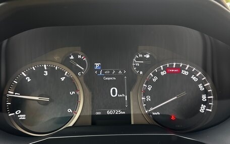 Toyota Land Cruiser Prado 150 рестайлинг 2, 2017 год, 5 250 000 рублей, 12 фотография