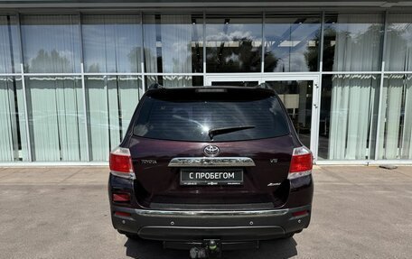 Toyota Highlander III, 2013 год, 1 997 000 рублей, 6 фотография