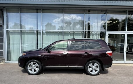 Toyota Highlander III, 2013 год, 1 997 000 рублей, 8 фотография