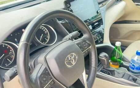 Toyota Camry, 2021 год, 2 950 000 рублей, 11 фотография