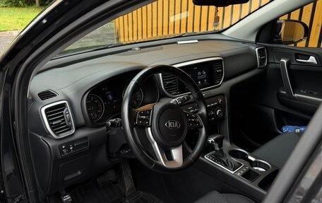 KIA Sportage IV рестайлинг, 2019 год, 2 280 000 рублей, 21 фотография