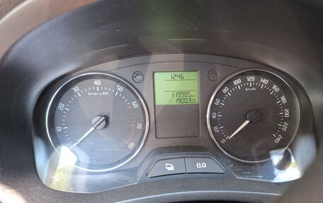 Skoda Fabia II, 2010 год, 410 000 рублей, 14 фотография