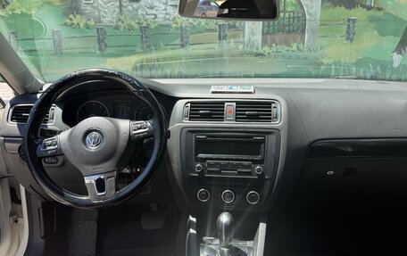 Volkswagen Jetta VI, 2012 год, 850 000 рублей, 7 фотография