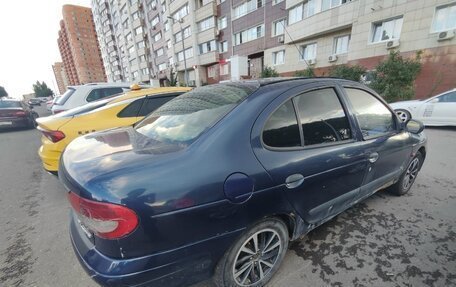 Renault Megane II, 2001 год, 165 000 рублей, 4 фотография