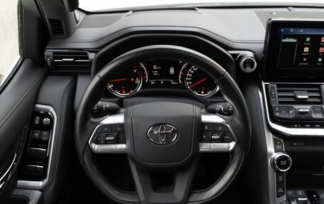 Toyota Land Cruiser, 2023 год, 12 600 000 рублей, 1 фотография