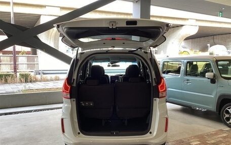 Honda Freed II, 2022 год, 1 370 000 рублей, 15 фотография